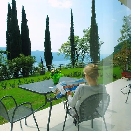 Apartment San Valentino - Ruculi Hospitality Tignale